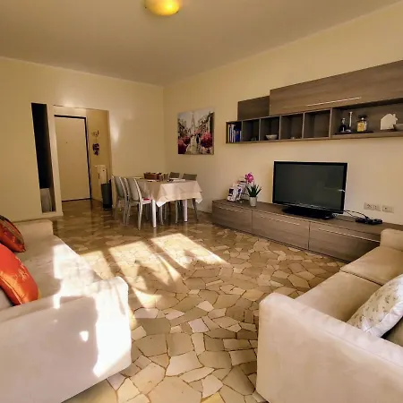 Canditior By Interhome * Maccagno